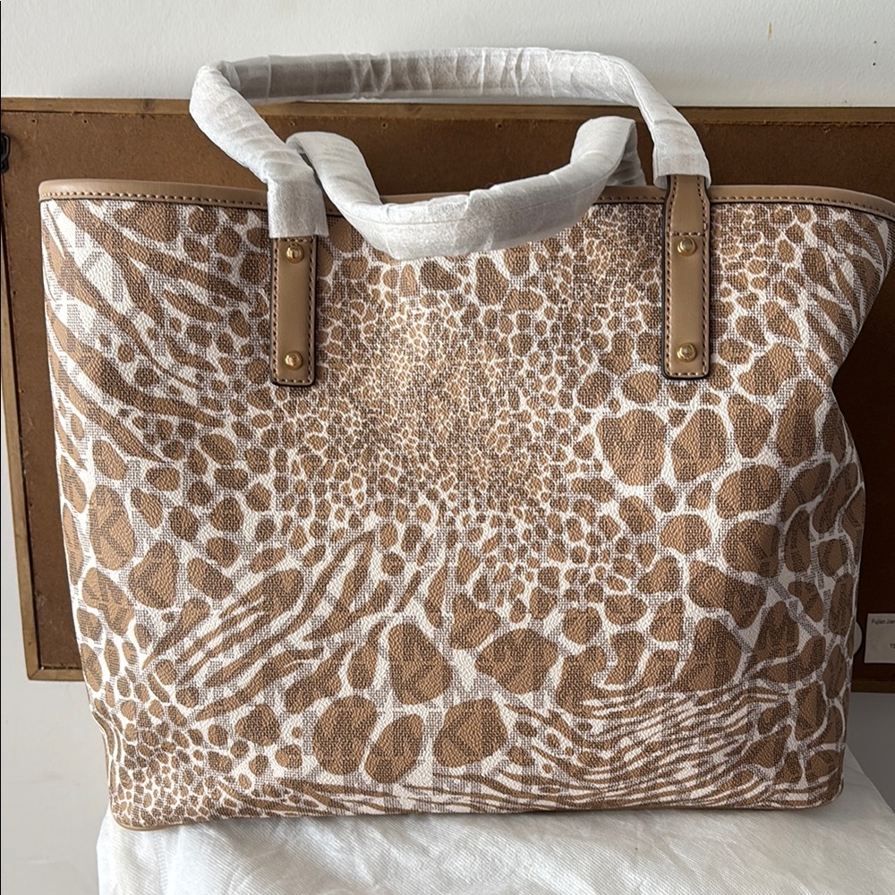 NWT Michael Kors Carter animal tote